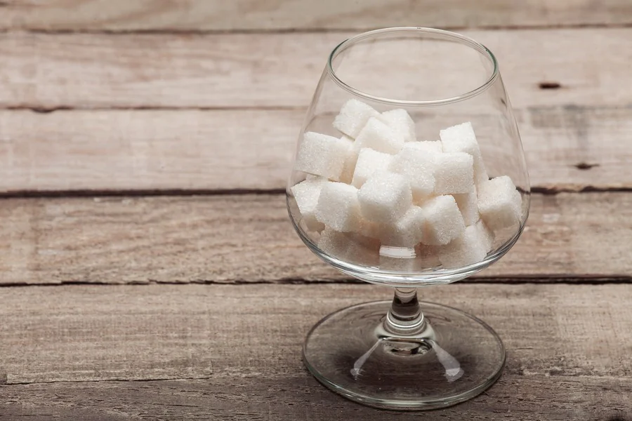 Quel est l'impact du sucre dans les boissons alcoolisées ?